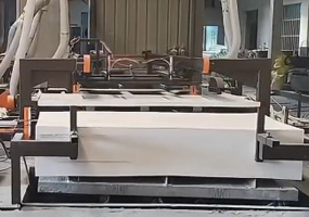 三合板自動(dòng)鋸邊機